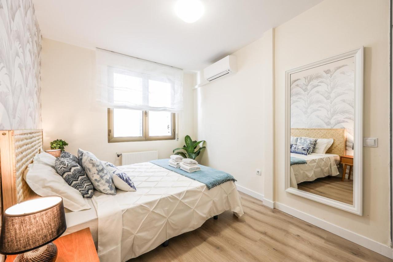 Tirso De Molina Apartman Madrid Kültér fotó