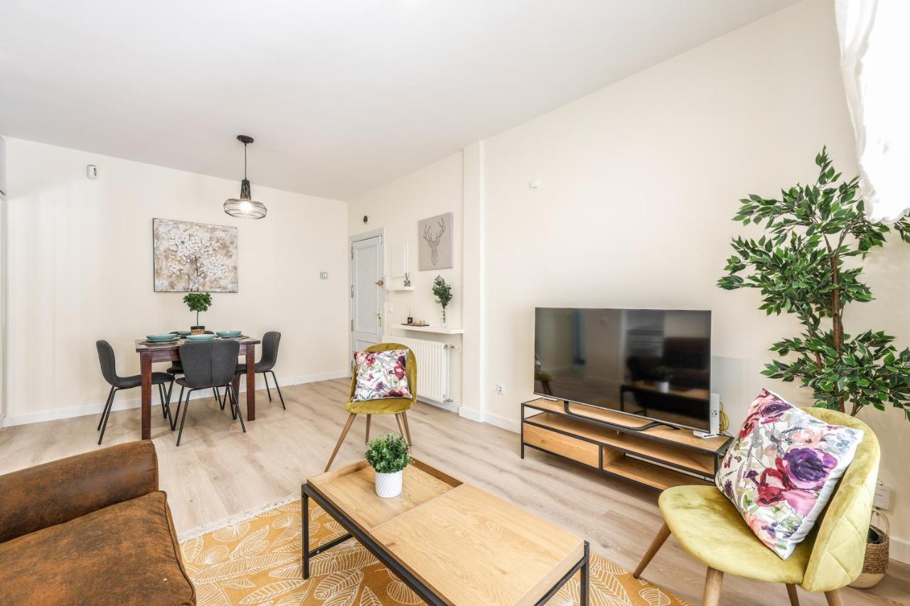 Tirso De Molina Apartman Madrid Kültér fotó